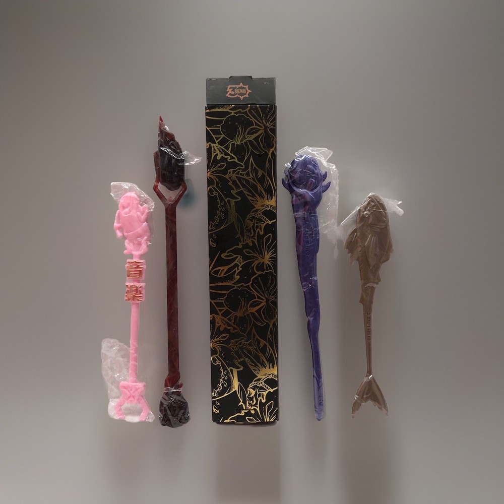 RARE New Blizzard Employee Exclusive Gift Tiki Swizzle Sticks Set Of 4