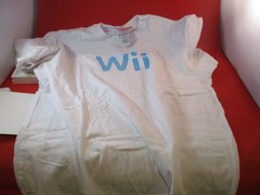 Nintendo Wii Target Store Launch Promo Bundle w/Tin Shirt Dogtag Pin Certificate