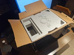 EPIC Games Microsoft GEARS OF WAR 3 Marcus Fenix Statue in box w/ Lancer