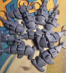 3D PRINTED HAMMERHEAD SHARK FIDGET KEYCHAIN FUN FOR ALL ARTICULATED KIDS TOY