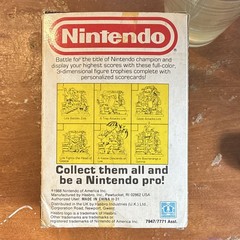 Nintendo Legend of Zelda Trophy Figure w/ Scorecard Link & Keese 1988 7947/7771