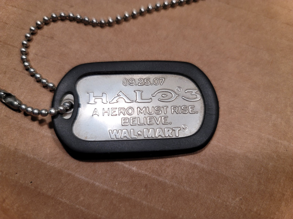 Halo 3 Dog Tag from 2007 Walmart Exclusive Promotional Necklace Chain Dogtag