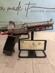 ARC Raiders Inspired Venator IV Sci-Fi Pistol Prop 3D Printed PLA Display Piece