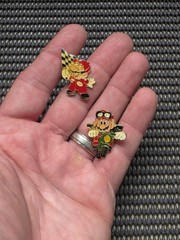 Nintendo Super Mario Pin Badge LOT 8 Smash Bros DX Zelda Promo NES GBA N64 DS