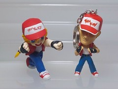CAPCOM VS. SNK KOF Terry Bogard Banpresto Figure & Epoch Keychain 2.4-2.7in
