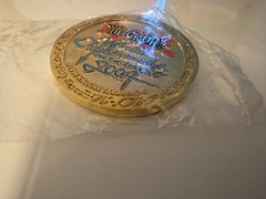 Yu-Gi-Oh! 2004 Toys R Us Tournament Prize Golden Coin ~ Promo Item ~ RARE