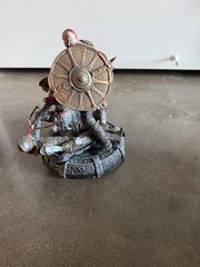 God of War Collector’s Edition Kratos and Atreus Statue