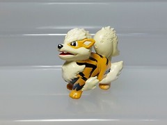 Arcanine (Old Color ver) Pokemon Monster Collection Figure Tomy Japan A08 1.8in