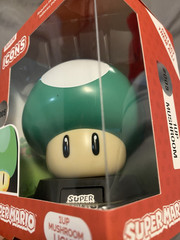 Paladone 1UP Mushroom Light Icons Lamp Requires 2 AAA Batteries