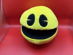 PAC MAN: BIG LOT OF 11 Plush Bandai Namco: Read Description Below :￼