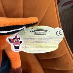 Vintage 20-inch 2001 Crash Bandicoot plush Play By Play Universal Studios Tagged