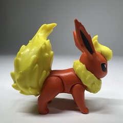 Lot of 2 Pokemon Figures Flareon Jolteon Tomy 2017 Articulated 3″ Eeeveelution