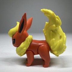 Lot of 2 Pokemon Figures Flareon Jolteon Tomy 2017 Articulated 3″ Eeeveelution