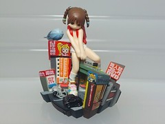 Shin-Yokohama Arina in Akihabara Figure Kaiyodo 2004 Limited Toy Japan Q08 2.9in