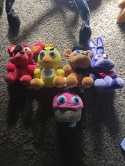 FNAF 1 Plushies. Cupcake, Freddy, Bonnie, Chica, Foxy