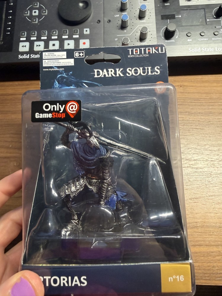 Dark Souls Artorias Totaku Figure No 16 First Edition GameStop Exclusive New