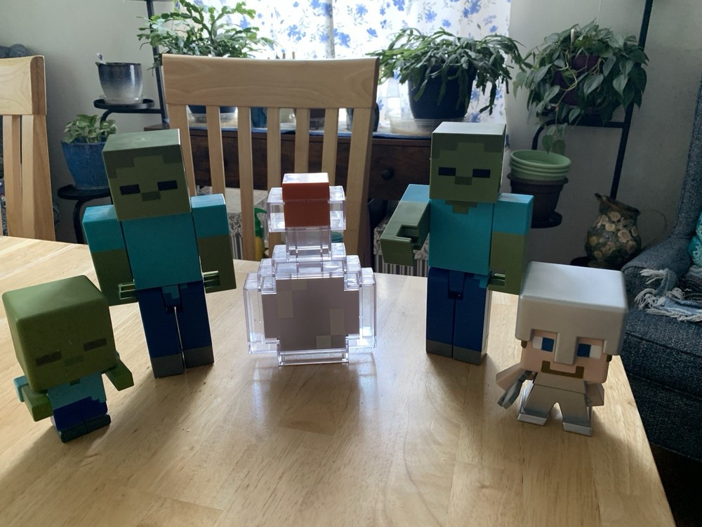 Lot Of 6 Minecraft Collection! All Items In The Pics!! Potion Lights Up.