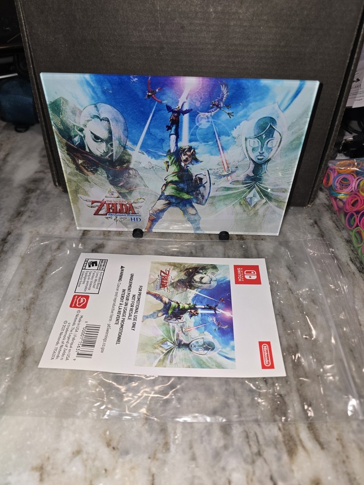NINTENDO PROMOTIONAL LEGEND OF ZELDA SKYWARD SWORD HD ACRYLIC DISPLAY 7in X 5in