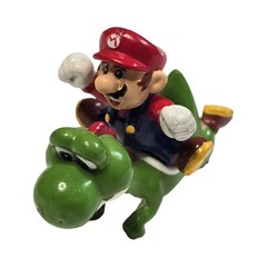 Vintage 1992 Nintendo Mario Riding Yoshi Keychain PVC Figure 2” Super Mario Bros