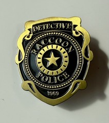 RESIDENT EVIL-S.T.A.R.S. Glossy Vintage BUTTON & Badge LAPEL PIN-Raccoon Police
