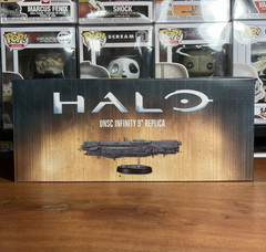 Dark Horse Deluxe Microsoft Halo UNSC Infinity 9″ Replica Ship Statue 2016