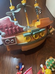 Nintendo Super Mario Bros. Bowser Airship Playset Missing Back READ Plus 11 Figs