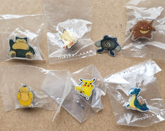 Old Pokemon Pin Set Pikachu Snorlax Psyduck Gengar Lapras Poliwhirl Meowth RARE
