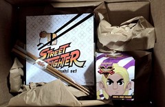 Street Fighter Sushi Set with Chopsticks And Kidrobot Mystery Vinyl
