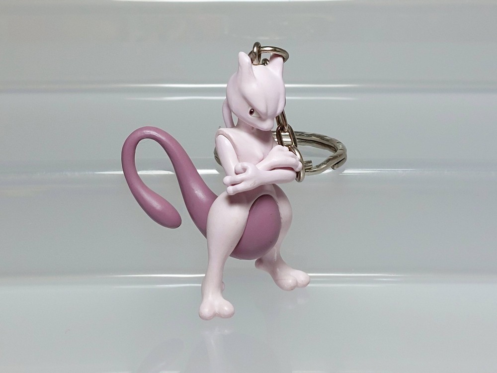 Mewtwo Pokemon the Movie Keychain Figure Banpresto Prize 2013 Japan R08 2.2in