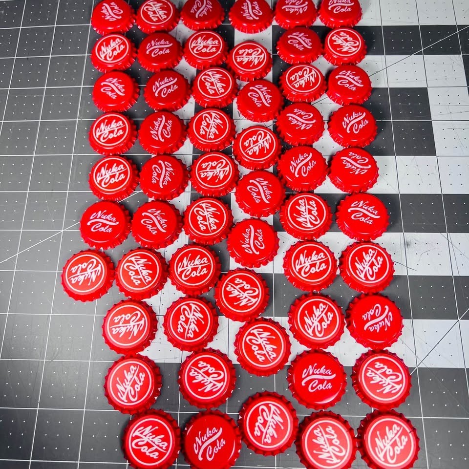 Fallout Nuka-Cola Bottle Caps – Set of 50 Replica Props – Cosplay & Decor