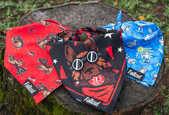 Fallout Dogmeat Nuka Cola Vault Boy Pet Bandana Set Large Size NEW