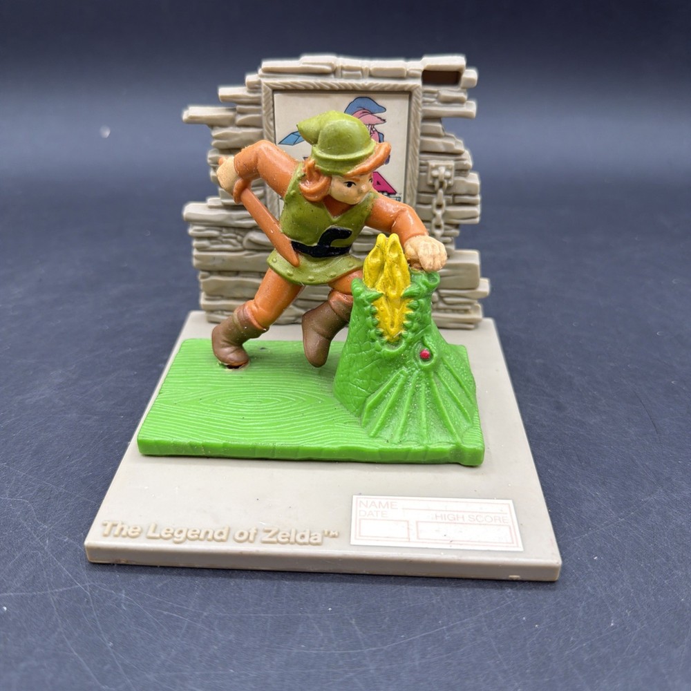 Nintendo NES Trophy Figures Legend Of Zelda. Link Fights The Head Of Gleeok 1988