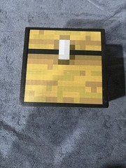2018 THINK GEEK WOOD MINECRAFT 5″ CHEST BLOCK COIN BANK