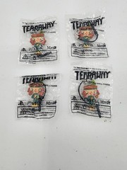 NEW – Tearaway Collector Vinyl Charm – PS Vita *RARE* Phone Game Lot of 4