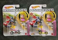 19-PK SUPER MARIO KART Hot Wheels Lot Dry Bones Waluigi Tanooki Peach Luigi Toad