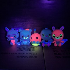 Five Nights at Freddy’s Funko Mystery Mini Blacklight Plush Keychains Lot FNaF