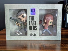 Esc Toy -The Last Of Us – Limited Edition Joel and Ellie Vinyl Figures