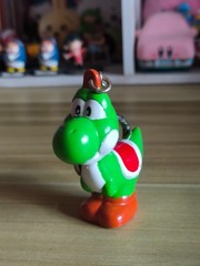 Super Mario RPG YOSHI Keychain Figure Nintendo Banpresto 1995 Japan 2.35in
