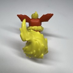 Lot of 2 Pokemon Figures Flareon Jolteon Tomy 2017 Articulated 3″ Eeeveelution