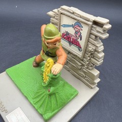 Nintendo NES Trophy Figures Legend Of Zelda. Link Fights The Head Of Gleeok 1988