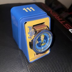 Fallout Wrist Watch Vault Boy 2018 Accutime Watch Corp Bethesda Never Worn
