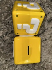 Super Mario Bros Coin Bank Ceramic Question ? Block Nintendo Pyramid NEW No Box