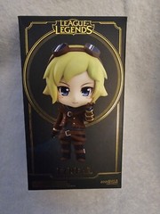 Riot Games Ezreal League of Legends Good Smile Company Nendroid