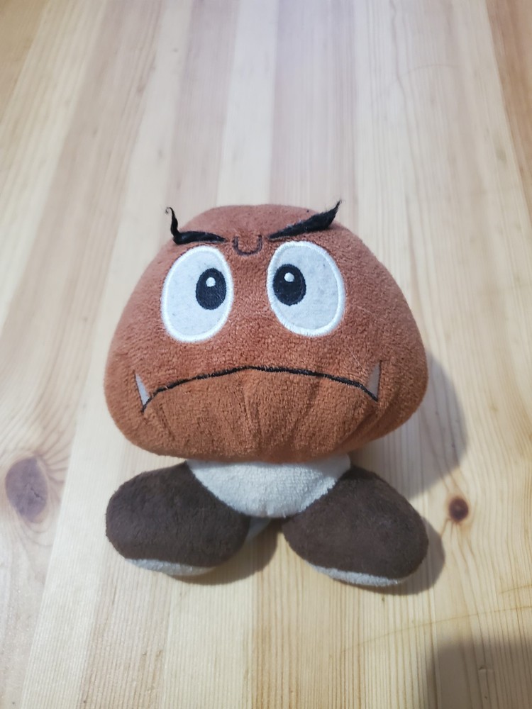 Nintendo Super Mario Bros Goomba 6″ Koopa Plush