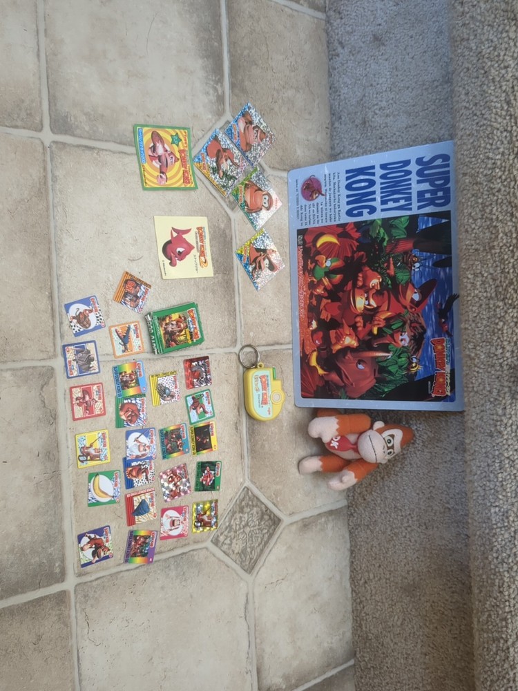 Donkey Kong Country Prize Lot Nintendo 1995 Rare Super Nintendo Plush Diddy Toy
