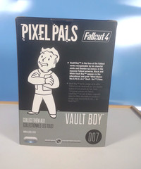 Pixel Pals Fallout 4 VAULT BOY Light Up 5” Figure Black & White *Box has issues