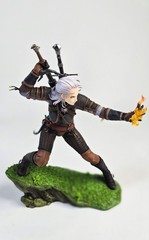 The Witcher Geralt Bishoujo Statue