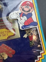 NIB Vintage 1989 Nintendo Collector Pin Set Super Mario Brothers