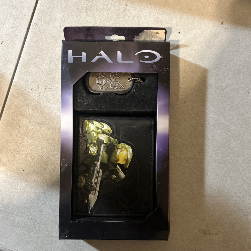 RARE! Bioworld HALO Bifold Xbox 360 Microsoft 2010 WALLET w/dog tags BRAND NEW
