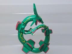 Rayquaza Pokemon Pose Figure Tomy 2004 Poseable Toy Japan W06 4″H 7.5″L